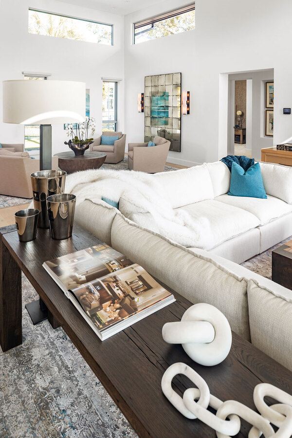luxurious-living-room-v2-1 luxurious-living-room-v2-1