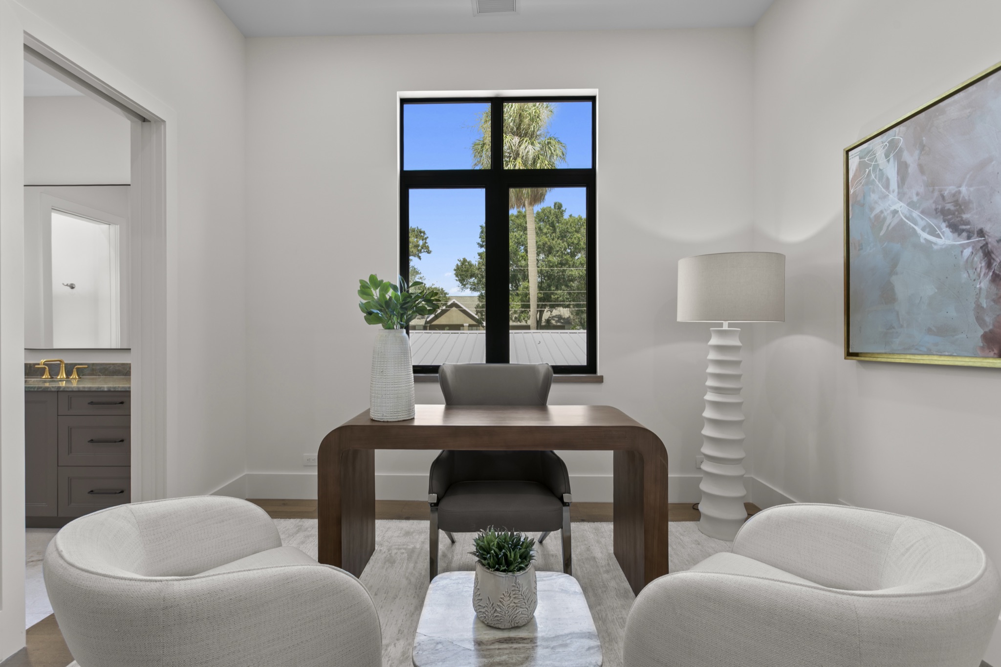 403 S Barbara - Office