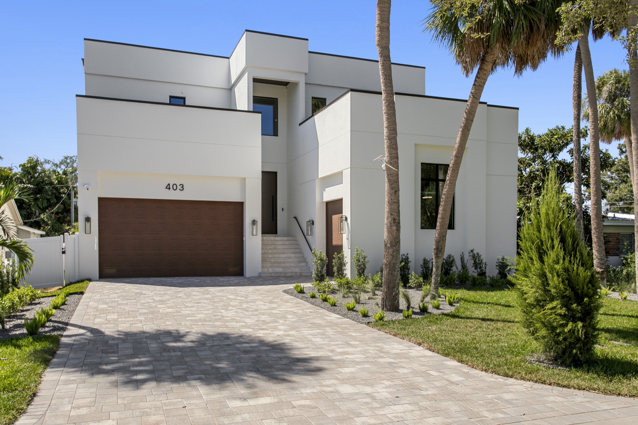 403 S Barbara - Front exterior