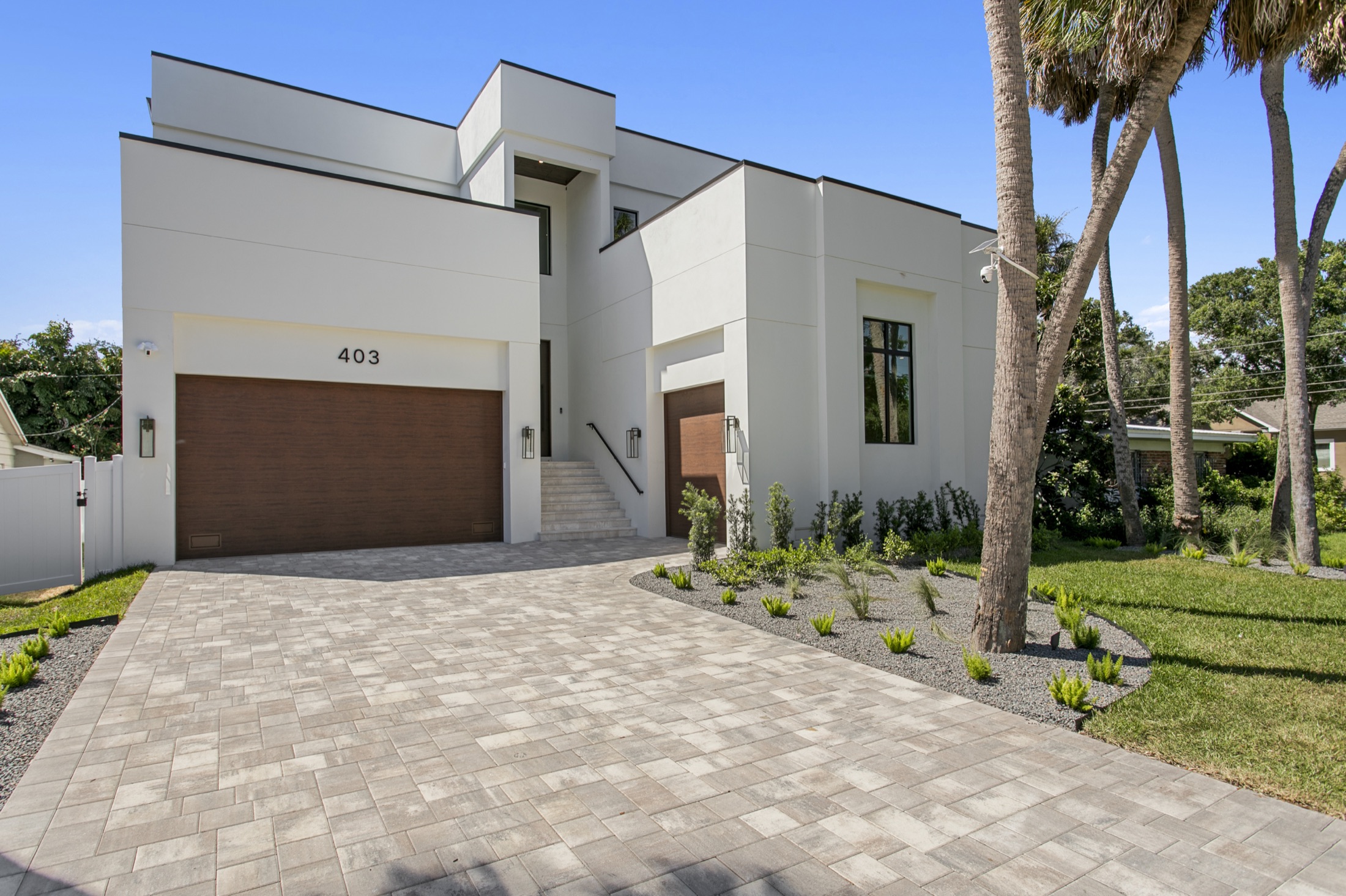 Front exterior at a Crescent home on S Barbara Ln, Beach Park