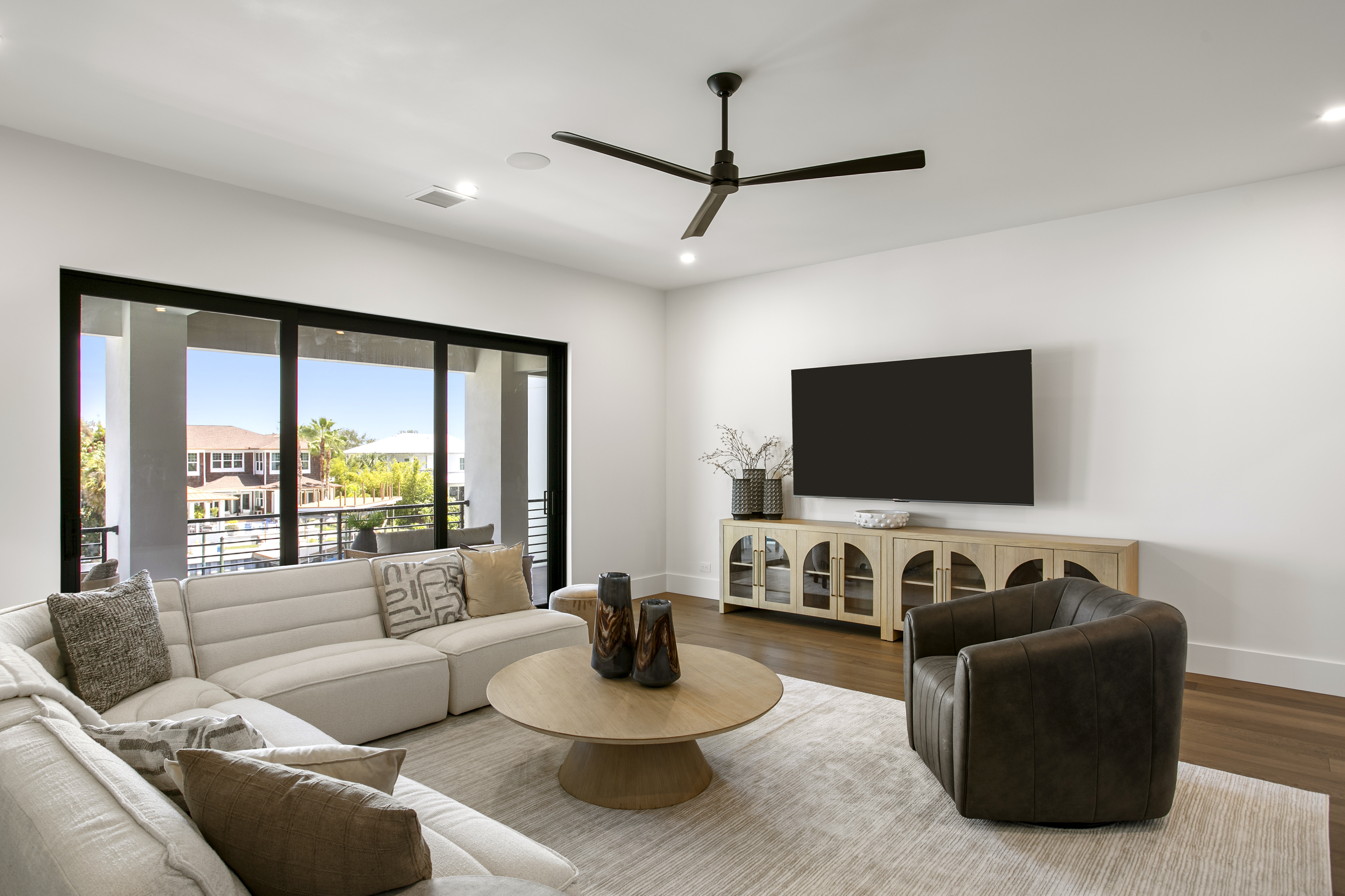 Upstairs Second Family Room / Bonus Room 