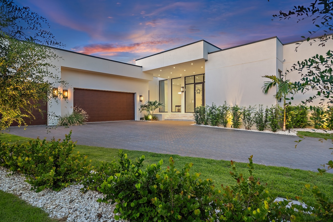 Top 10 Trends in Modern Luxury Home Design for 2024